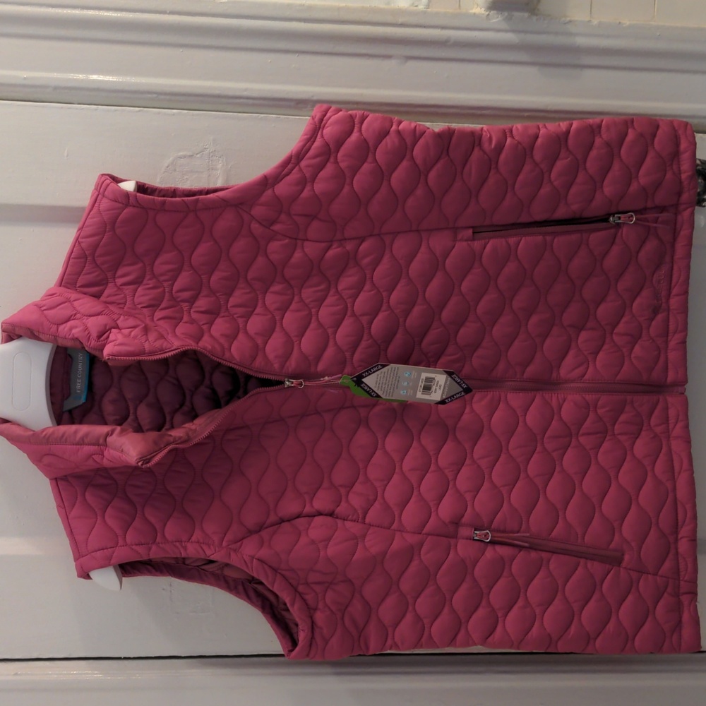 NWT Free Country Women's Quilted Vest, Pink, XXL, Zipper 4 Pockets, Sustainable